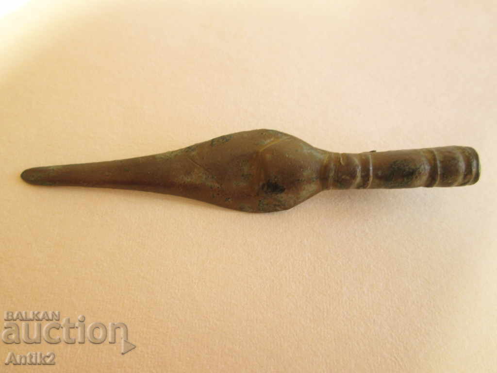 19 century original bronze flint gun holder with price 70.00 BGN | € 35.79 19 century original bronze flint gun holder with price 70.00 BGN | € 35.79