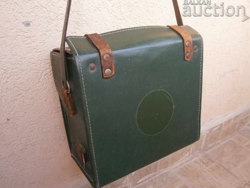 Medical bag World War II WW2 first aid kit with price 31.00 BGN | € 15.85 Medical bag World War II WW2 first aid kit with price 31.00 BGN | € 15.85