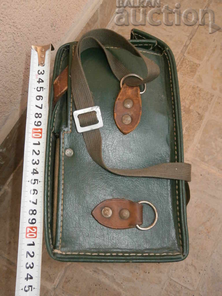 Medical bag World War II WW2 first aid kit - 7 Medical bag World War II WW2 first aid kit - 7