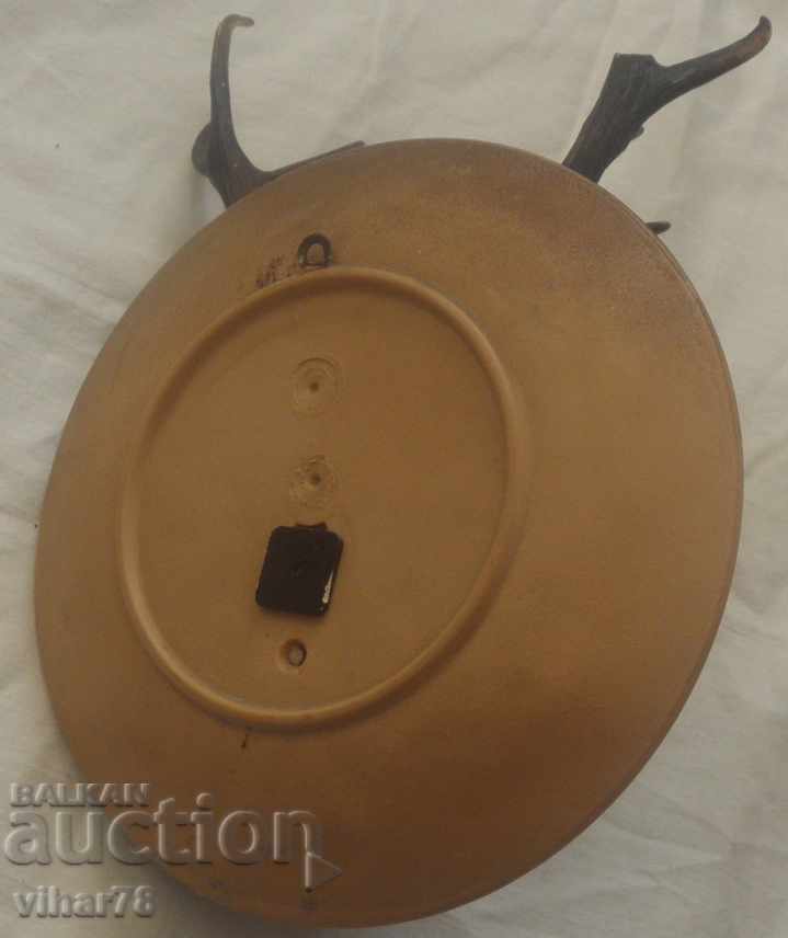 plastic dish with hunting motifs - 5 plastic dish with hunting motifs - 5