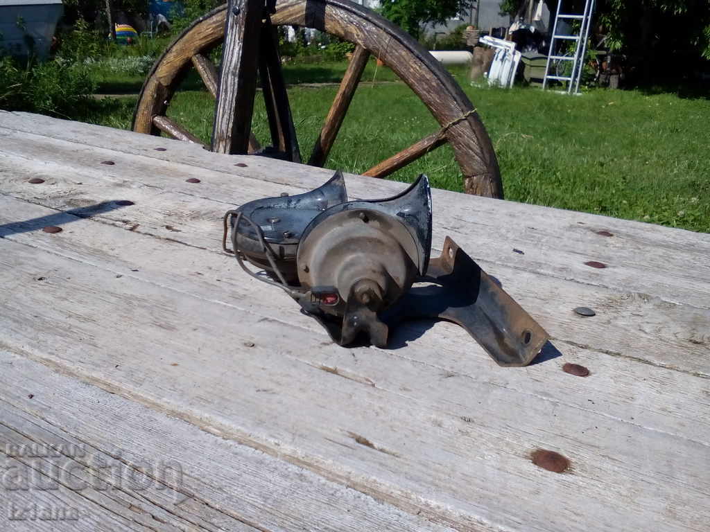 Horns, LADA thrombi, LADA 2107 with price 40.00 BGN | € 20.45