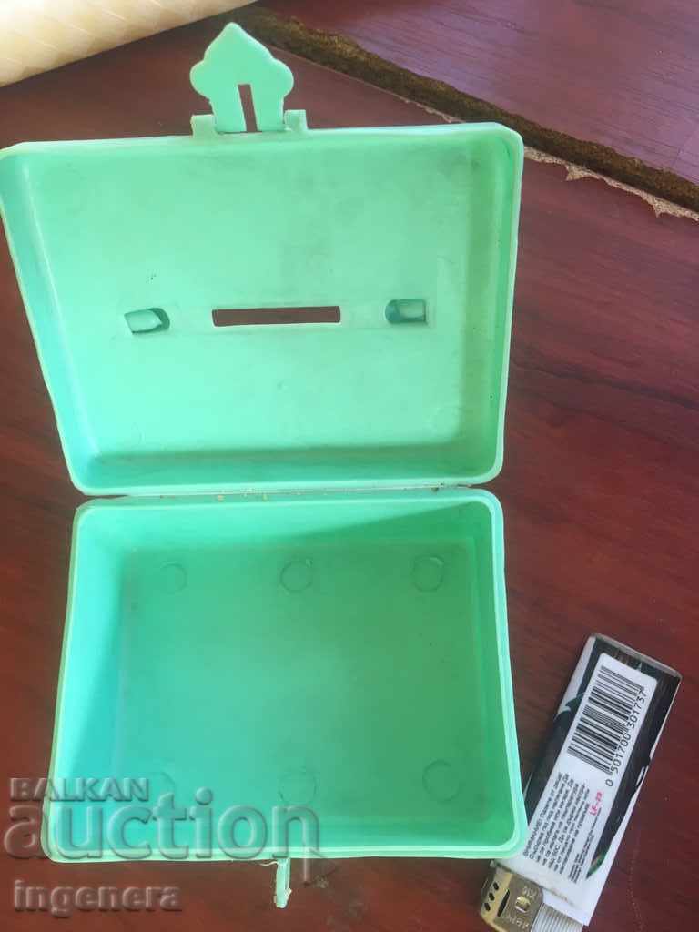 Licitație CUTIE PLASTIC PLASTIC SĂNĂTAT