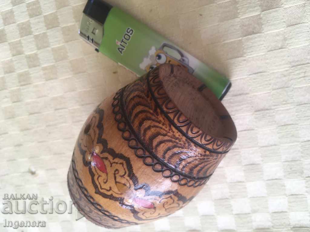 BUREAU BURENTE SOCCER SOUVENIR WOOD with price 6.00 BGN | € 3.07 BUREAU BURENTE SOCCER SOUVENIR WOOD with price 6.00 BGN | € 3.07