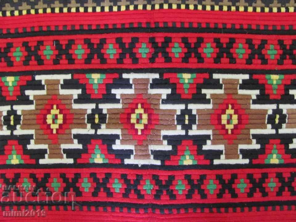 Παράδοση Παλιά 2 κομμάτια χέρι κεντημένα μαξιλαροθήκες Παράδοση Παλιά 2 κομμάτια χέρι κεντημένα μαξιλαροθήκες