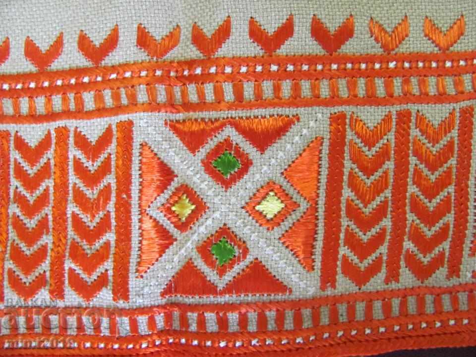 Delivery of Old Hand Embroidery Box, Linen Panama Cover