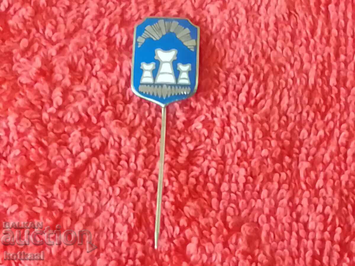 Old metal pin enamel badge - 6