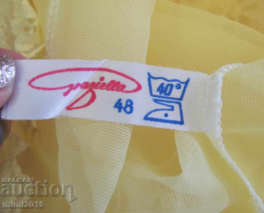 Auction 70s New Lady's Nylon Nightgown Auction 70s New Lady's Nylon Nightgown