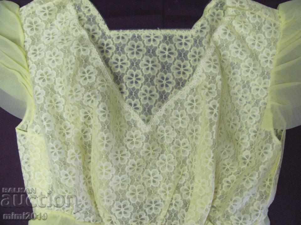 70s New Lady's Nylon Nightgown - 7 70s New Lady's Nylon Nightgown - 7