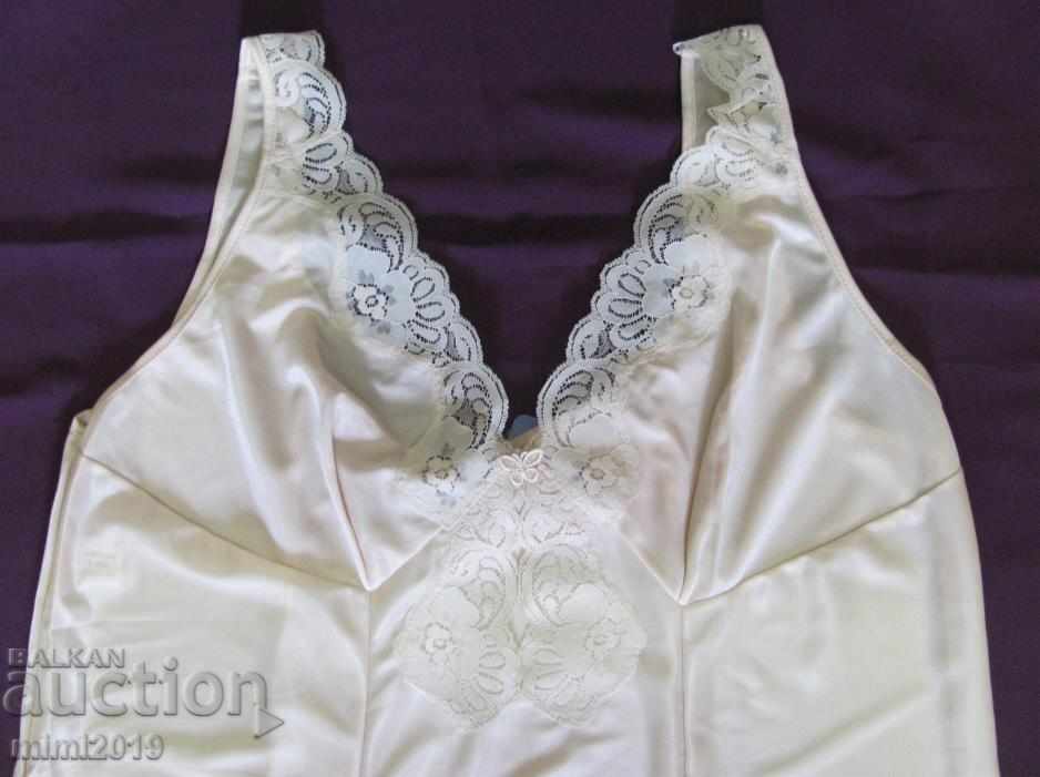 Οι μπεζ φόρμες 70 με μπεζ χρώμα με τιμή 20.00 BGN | € 10.23 Οι μπεζ φόρμες 70 με μπεζ χρώμα με τιμή 20.00 BGN | € 10.23