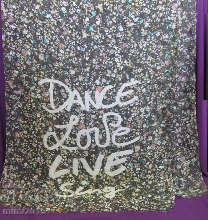 Old Ladies Big Scarf CODELLO with price 40.00 BGN | € 20.45 Old Ladies Big Scarf CODELLO with price 40.00 BGN | € 20.45