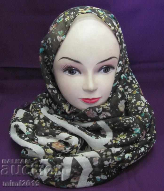 Auction Old Ladies Big Scarf CODELLO Auction Old Ladies Big Scarf CODELLO