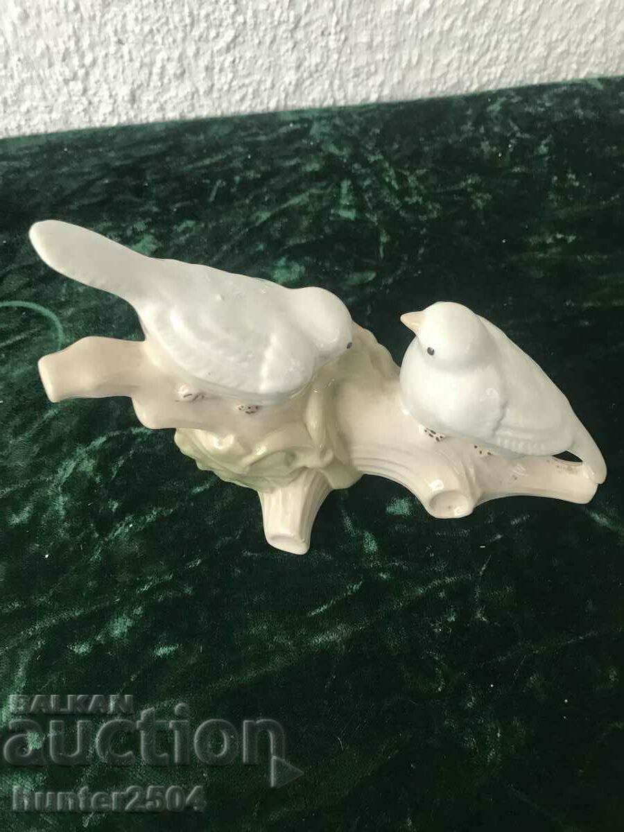 Figurine Birds with price 34.95 BGN | € 17.87 Figurine Birds with price 34.95 BGN | € 17.87