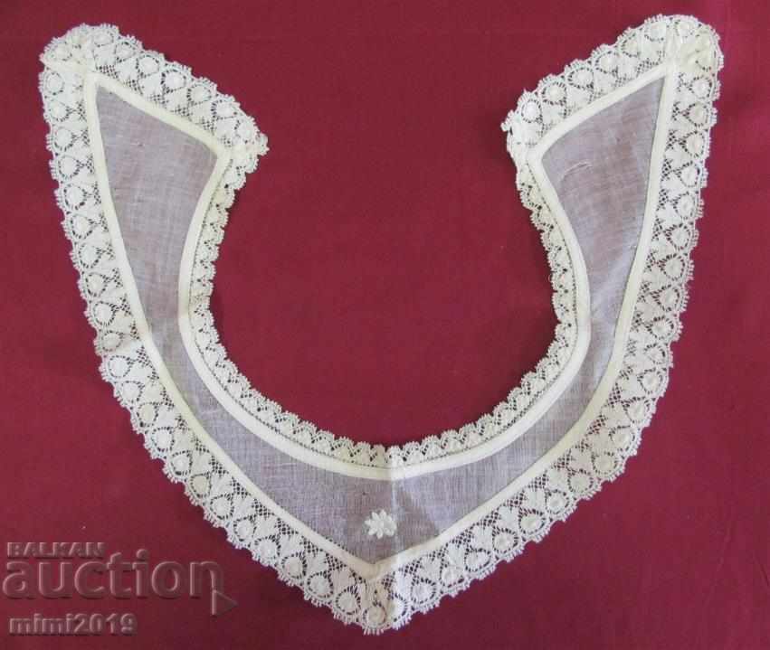 Delivery of 40s Natural Necklace and Lace Jacket