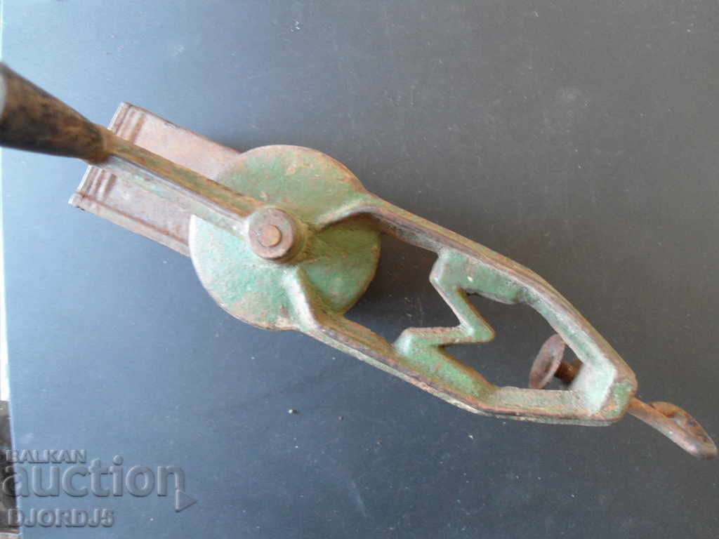 Delivery of Grinder, TPK "IZGREV" Plovdiv Delivery of Grinder, TPK "IZGREV" Plovdiv