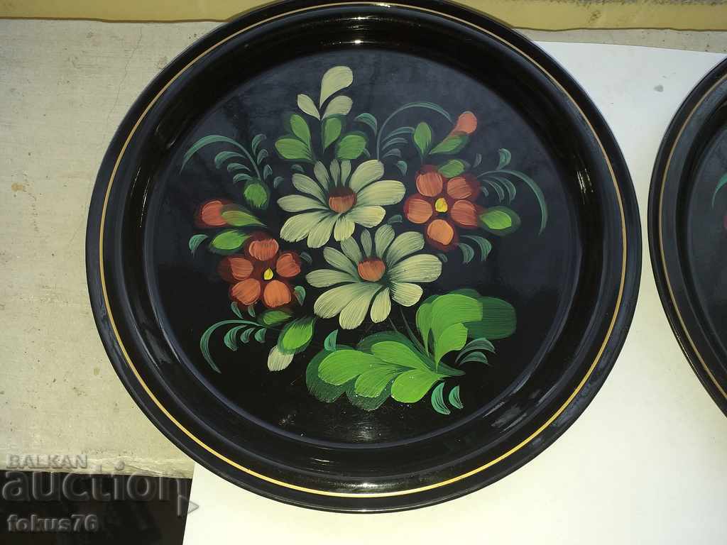 Auction A LOT OF TWO BEAUTIFUL RUSSIAN PLATES MANUALLY DRAWN Auction A LOT OF TWO BEAUTIFUL RUSSIAN PLATES MANUALLY DRAWN