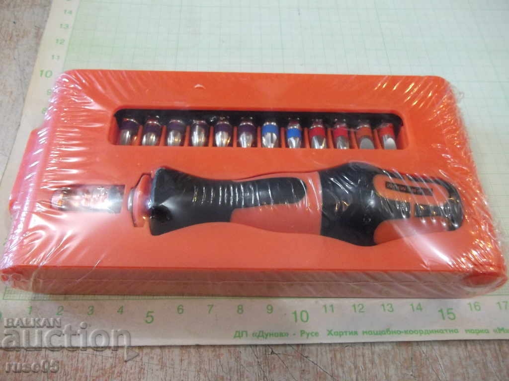 Auction Screwdriver with bits "Premium" 13-piece set, new Auction Screwdriver with bits "Premium" 13-piece set, new