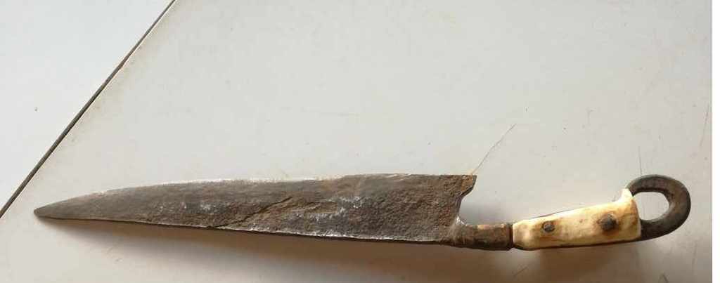 old huge forged scimitar JAMBIA HANGAR KUMAYA DAGGING dagger with price 585.00 BGN | € 299.11 old huge forged scimitar JAMBIA HANGAR KUMAYA DAGGING dagger with price 585.00 BGN | € 299.11