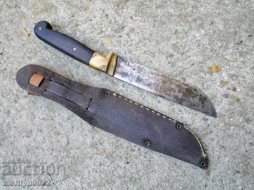 Old forged knife with engravings and Kaniya blade with price 98.00 BGN | € 50.11 Old forged knife with engravings and Kaniya blade with price 98.00 BGN | € 50.11