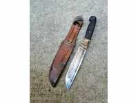 Παλιό σφυρήλατο μαχαίρι με γκραβούρες και λεπίδα Kaniya