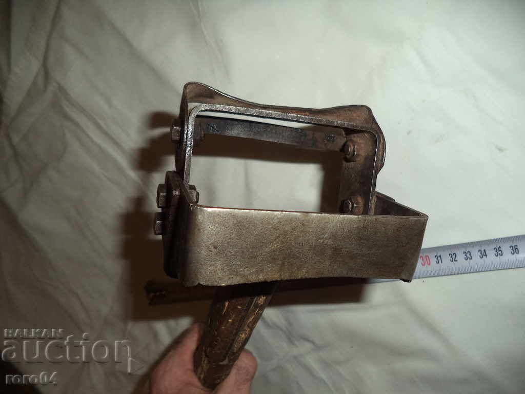 Delivery of OLD HARVESTER / WOOD CUTTER / LOGS - WW II Delivery of OLD HARVESTER / WOOD CUTTER / LOGS - WW II