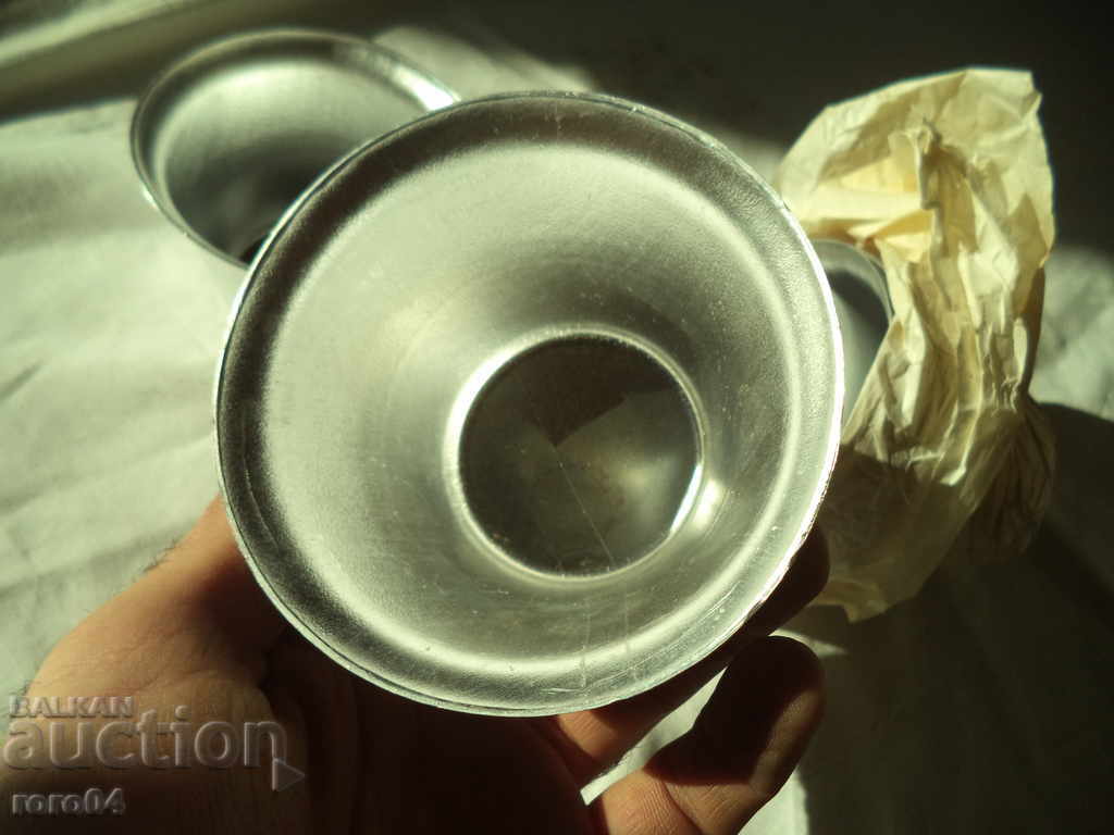 Παράδοση Ολοκαίνουργια κάψουλες από αλουμίνιο - 10 τεμ Παράδοση Ολοκαίνουργια κάψουλες από αλουμίνιο - 10 τεμ