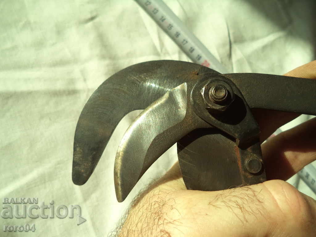 HIGH CLONES SCISSORS - SHRAFT - 5 HIGH CLONES SCISSORS - SHRAFT - 5