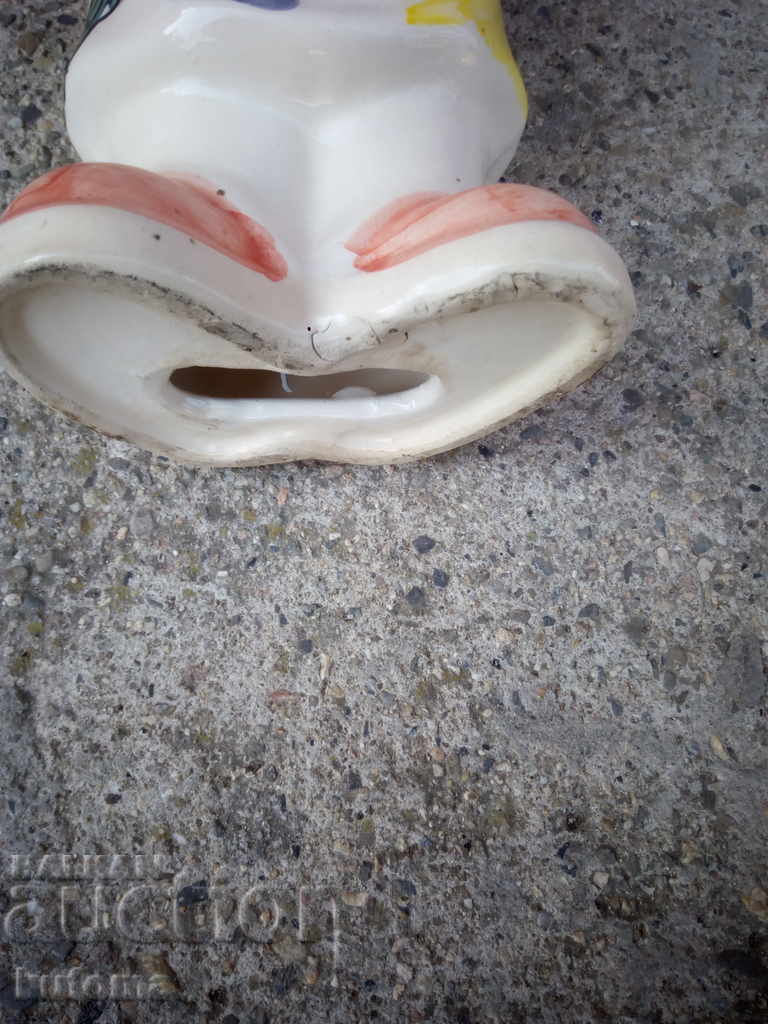 Old cookware stand - 6 Old cookware stand - 6