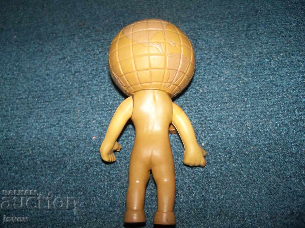 An old interesting rubber figurine on Smoking Earth with price 20.00 BGN | € 10.23