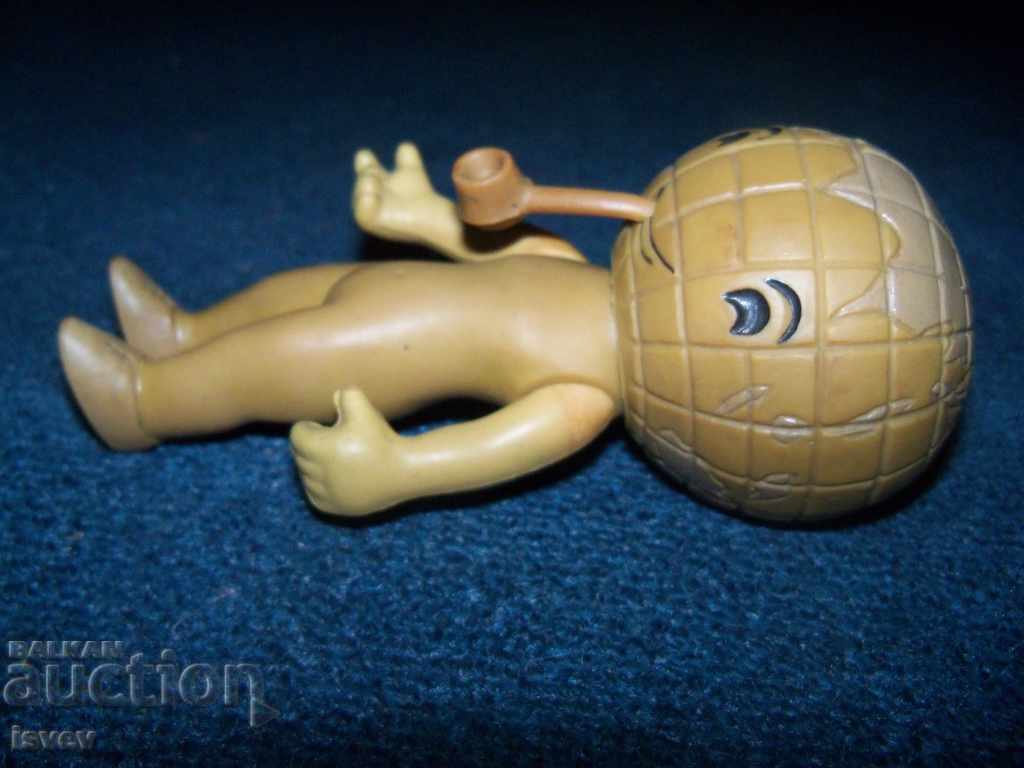 An old interesting rubber figurine on Smoking Earth - 5