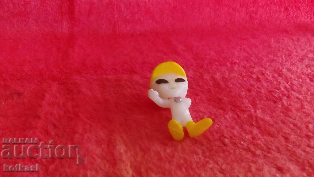 Delivery of Small Chocolate Egg toy figure