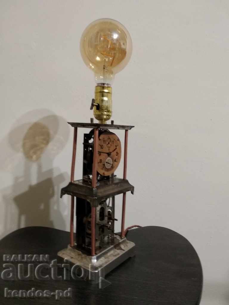 I sell vintage desk lamp.RRRRRR with price 150.00 BGN | € 76.69 I sell vintage desk lamp.RRRRRR with price 150.00 BGN | € 76.69