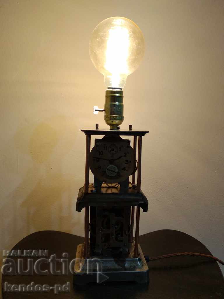 Auction I sell vintage desk lamp.RRRRRR Auction I sell vintage desk lamp.RRRRRR