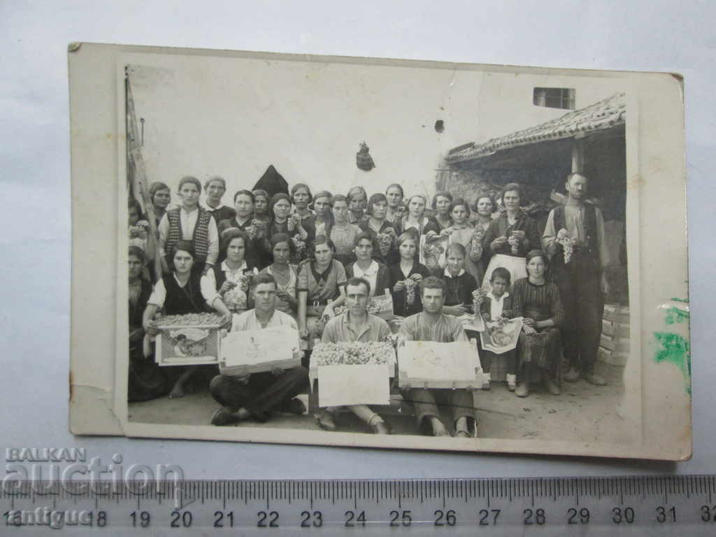 OLD RARE PHOTOGRAPHY OF GRAZOBER-1934 with price 10.00 BGN | € 5.11 OLD RARE PHOTOGRAPHY OF GRAZOBER-1934 with price 10.00 BGN | € 5.11