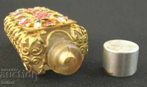 Auction OLD MORE THAN PERFUME WITH FLOWERS ORnaments Auction OLD MORE THAN PERFUME WITH FLOWERS ORnaments