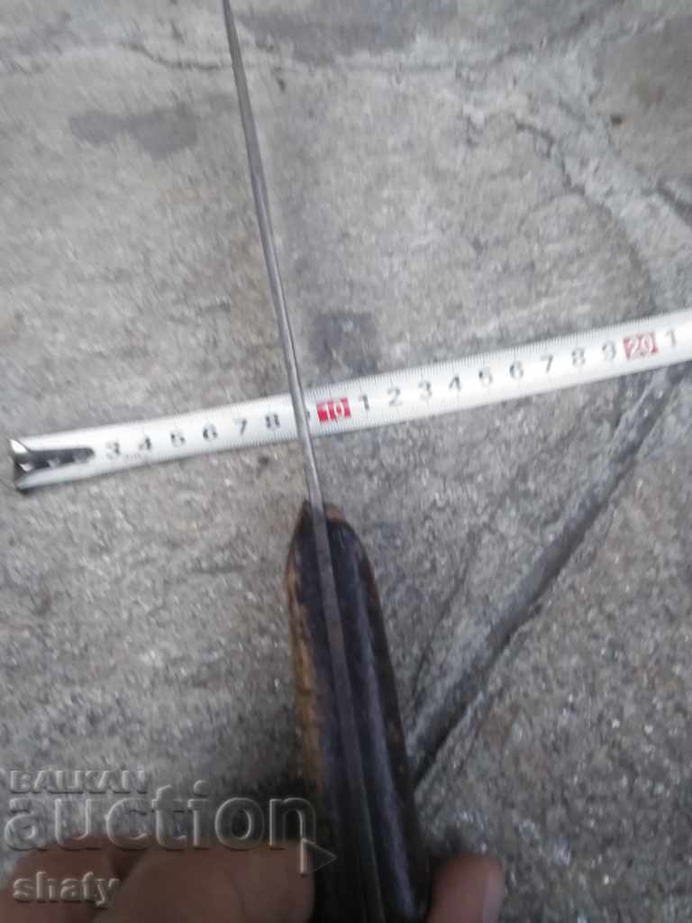 Delivery of An old knife Delivery of An old knife