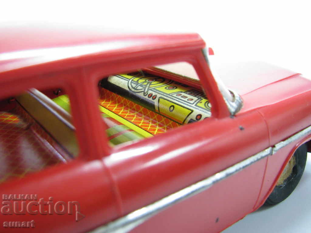 OLD RUSSIAN TOY CAR GAY GAS M13 CHAIKA GAZ 13 - 6 OLD RUSSIAN TOY CAR GAY GAS M13 CHAIKA GAZ 13 - 6