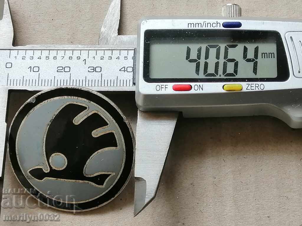 Auction Car logo Skoda enamel car truck Auction Car logo Skoda enamel car truck