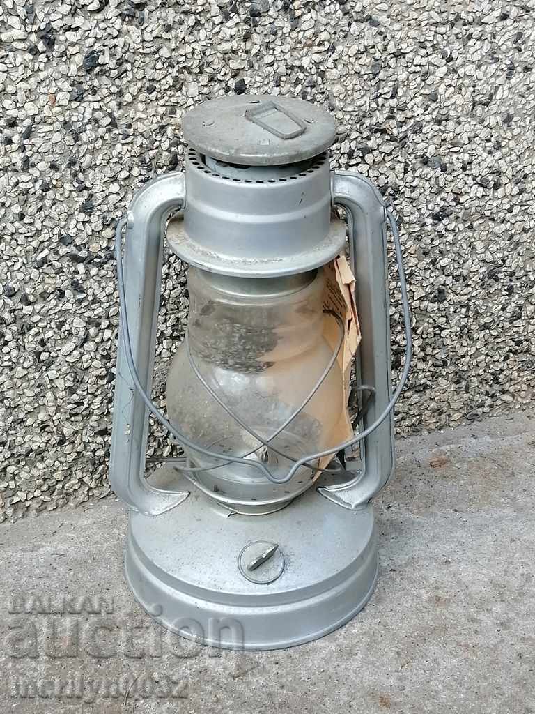 Lanterna veche a URSS, lampă, lampă cu lumina reflectoarelor