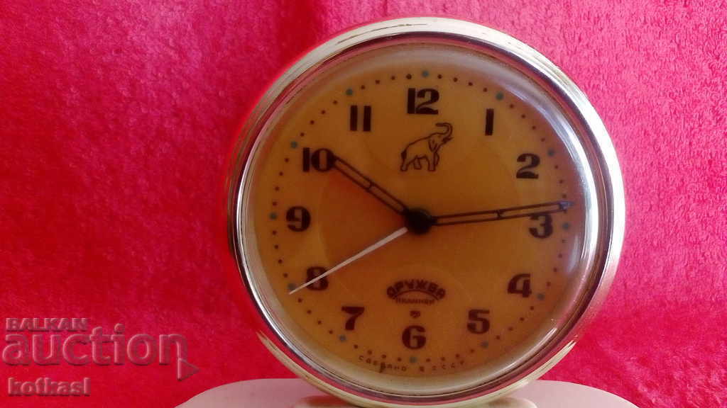 Old social desk clock Alarm Clock Friendship Elephant USSR Russia with price 65.50 BGN | € 33.49 Old social desk clock Alarm Clock Friendship Elephant USSR Russia with price 65.50 BGN | € 33.49