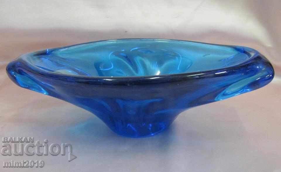 Delivery of Old Murano Crystal Glass Massive Heavy Cup Delivery of Old Murano Crystal Glass Massive Heavy Cup