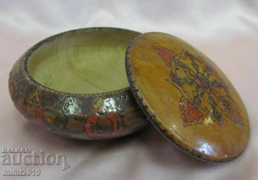 Delivery of 19th century Wooden Box Handmade Delivery of 19th century Wooden Box Handmade