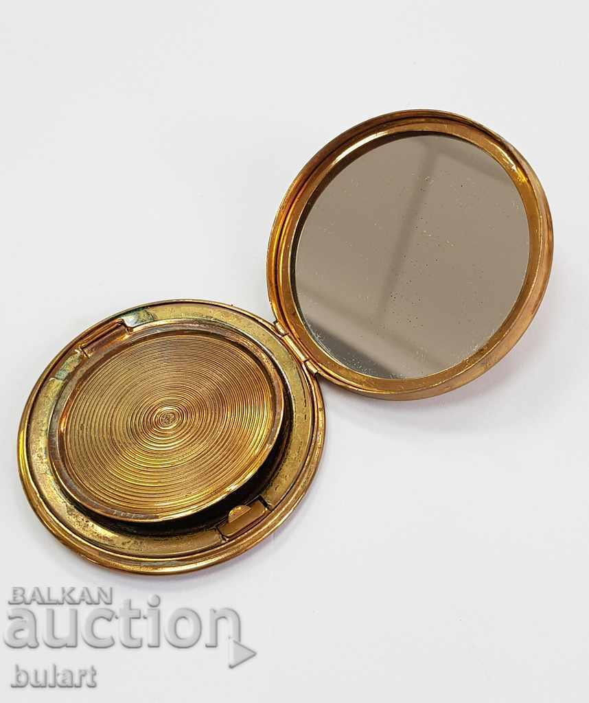 ΚΟΥΤΙ ΣΚΟΝΗΣ ΜΕ ΚΑΘΡΕΠΤΕΣ ΚΑΘΡΕΦΤΗΣ με τιμή 50.00 BGN | € 25.56