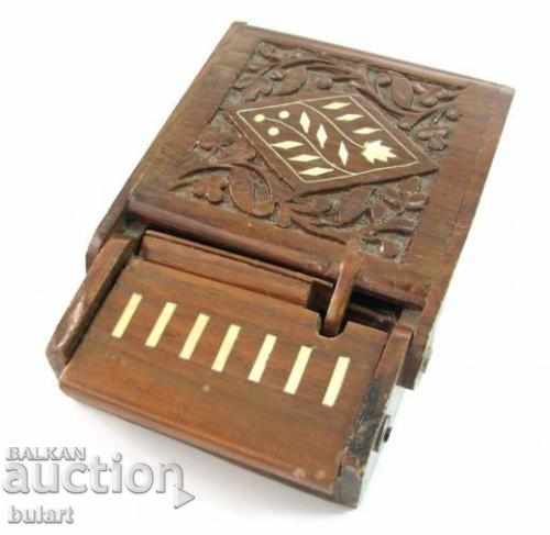 Delivery of OLD WOODEN CIGARETTE CIGARETTE DISPENSER Delivery of OLD WOODEN CIGARETTE CIGARETTE DISPENSER