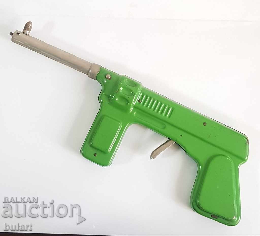 RUSSIA PISTOL RUSIA FLINTSTONE RIFLE GUN TOY with price 50.00 BGN | € 25.56 RUSSIA PISTOL RUSIA FLINTSTONE RIFLE GUN TOY with price 50.00 BGN | € 25.56