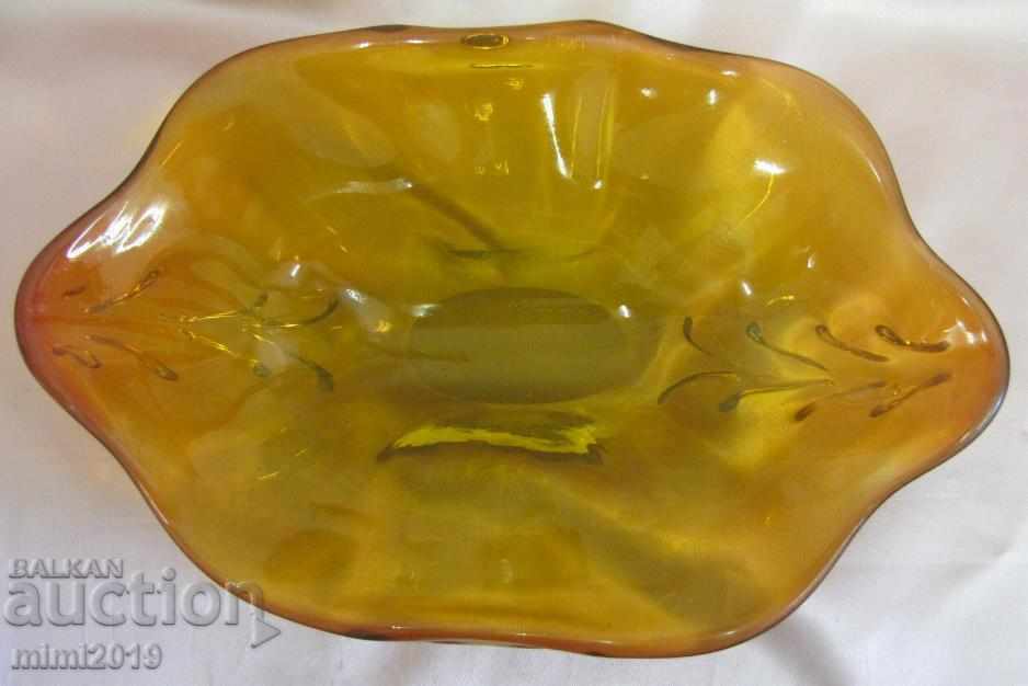 Auction  Solid Crystal Amber Glass Fruit Cup