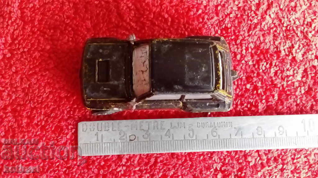 Small metal car Renault 5 BRITAIN Corgi