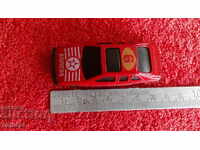 Παλαιό μικρό μεταλλικό αυτοκίνητο Κίνα