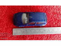 Стара малка метална кола Китай