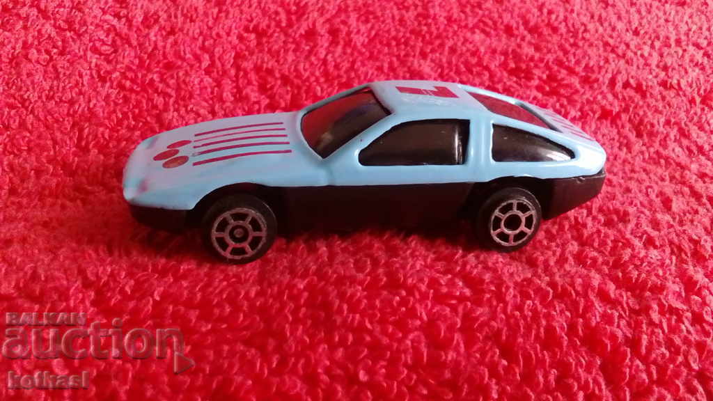 Old small metal car China with price 6.50 BGN | € 3.32 Old small metal car China with price 6.50 BGN | € 3.32