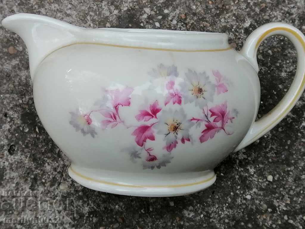 Delivery of Kitchenware saucer by Bavaria service Bavaria in the early 20th century